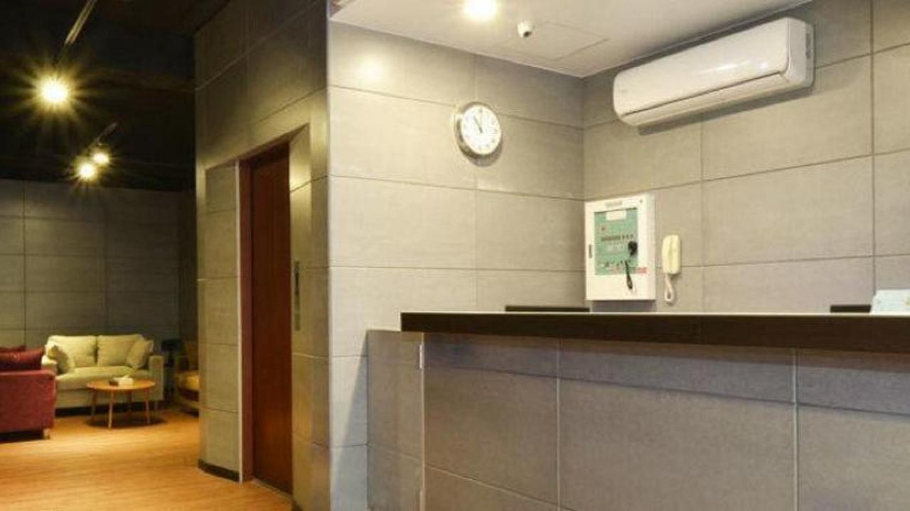 Mini Box Hotel Taipei Exterior foto