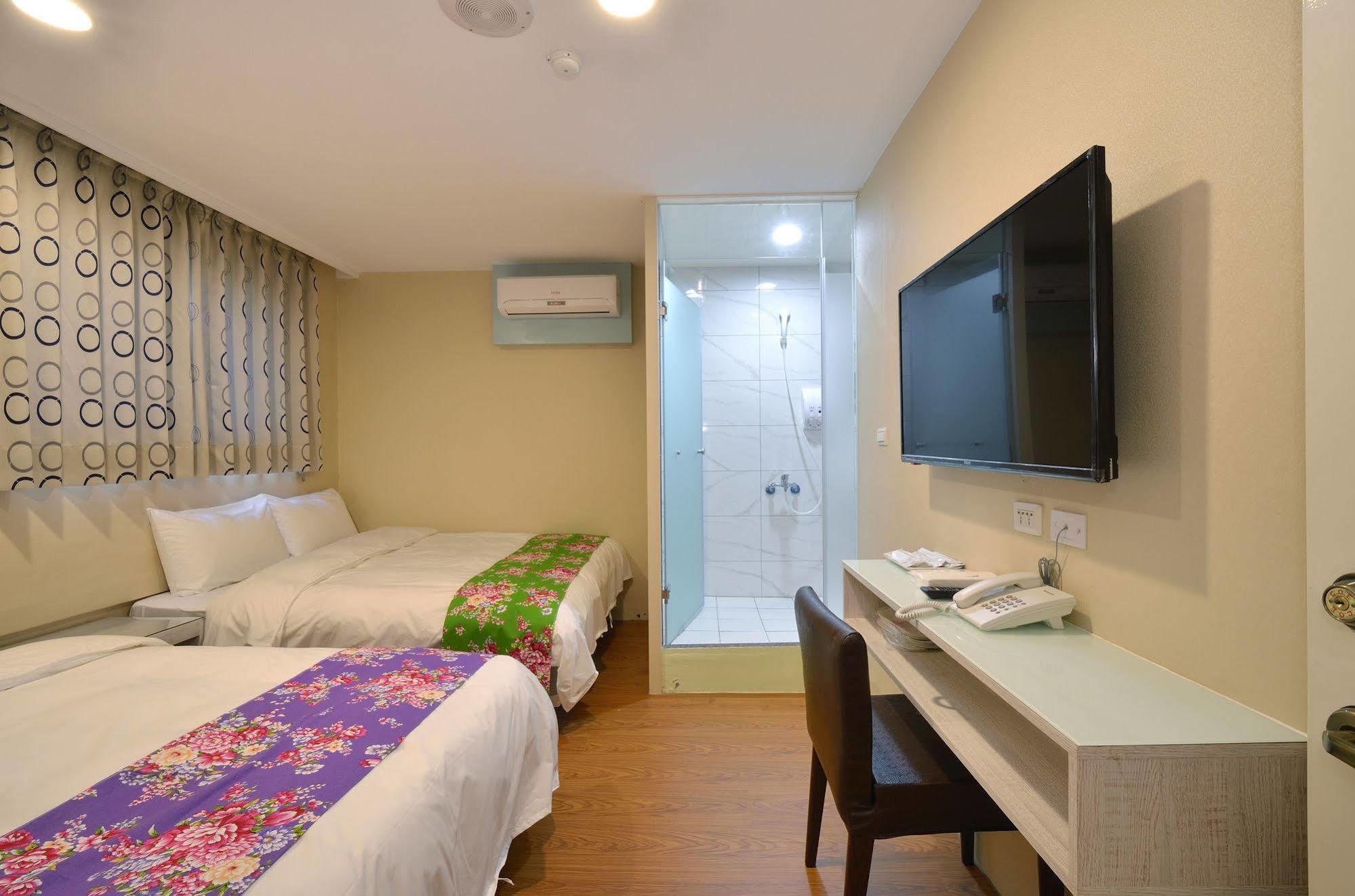 Mini Box Hotel Taipei Exterior foto